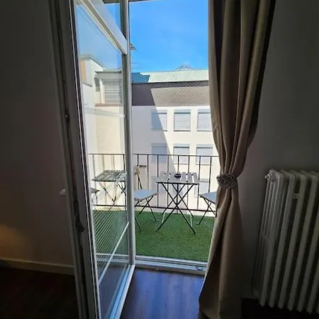 Apartment Old Town Promenade I 2 I 55m I Balcony Pressburg
