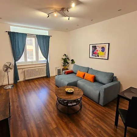 Old Town Promenade I 2 I 55m I Balcony 公寓 *