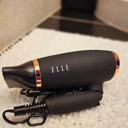 Old Town Promenade I 2 I 55m I Balcony 公寓 *