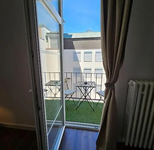 Lejlighed Old Town Promenade I 2 I 55m I Balcony Bratislava