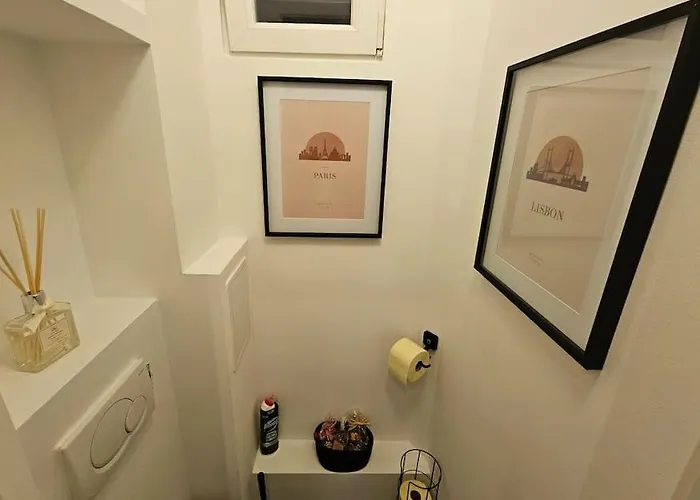 Old Town Promenade I 2 I 55m I Balcony Bratislava