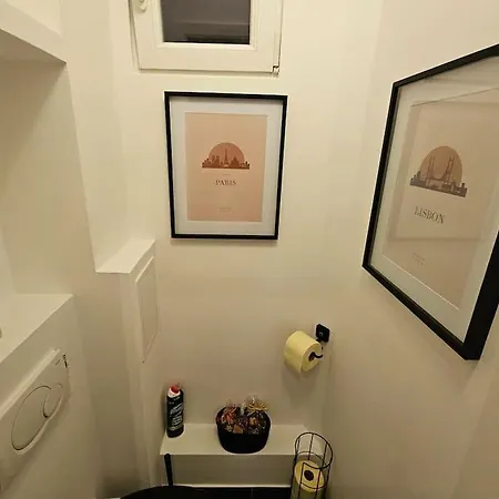 Old Town Promenade I 2 I 55m I Balcony Bratislava